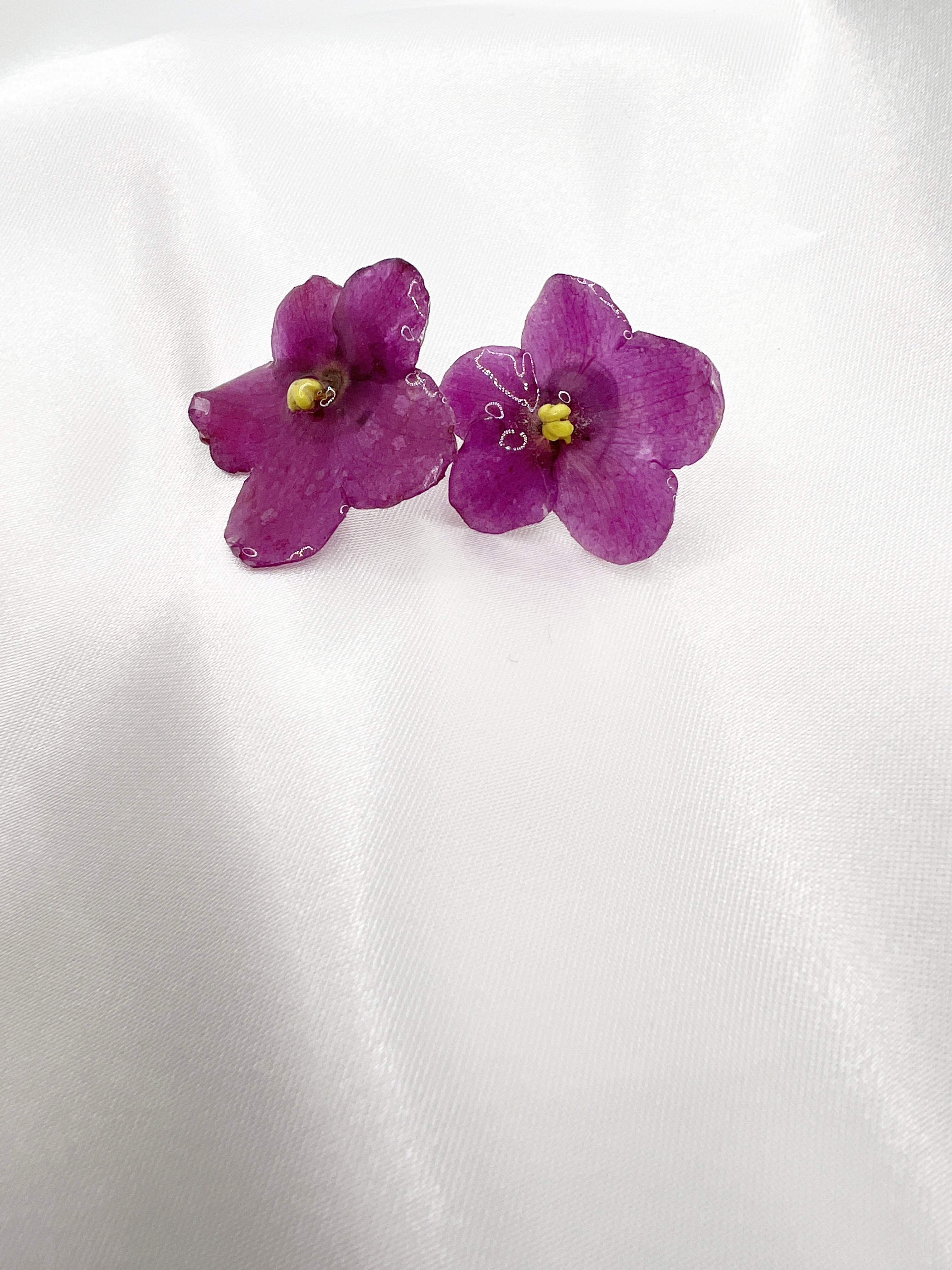 Náušnice s africkou fialkou